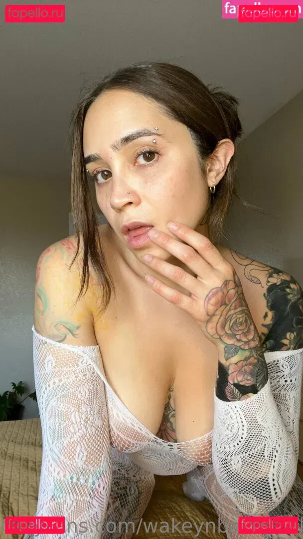 wakeynbakeynakey Onlyfans Photo Gallery 