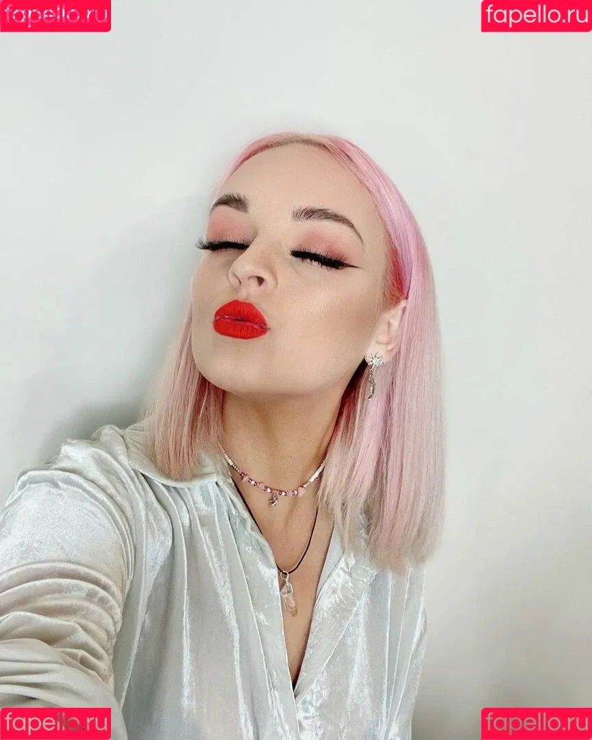 Emily Rose Perrin Onlyfans Photo Gallery 