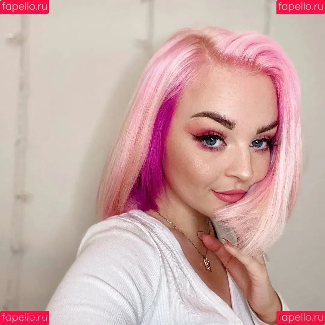 Emily Rose Perrin Onlyfans Photo Gallery 