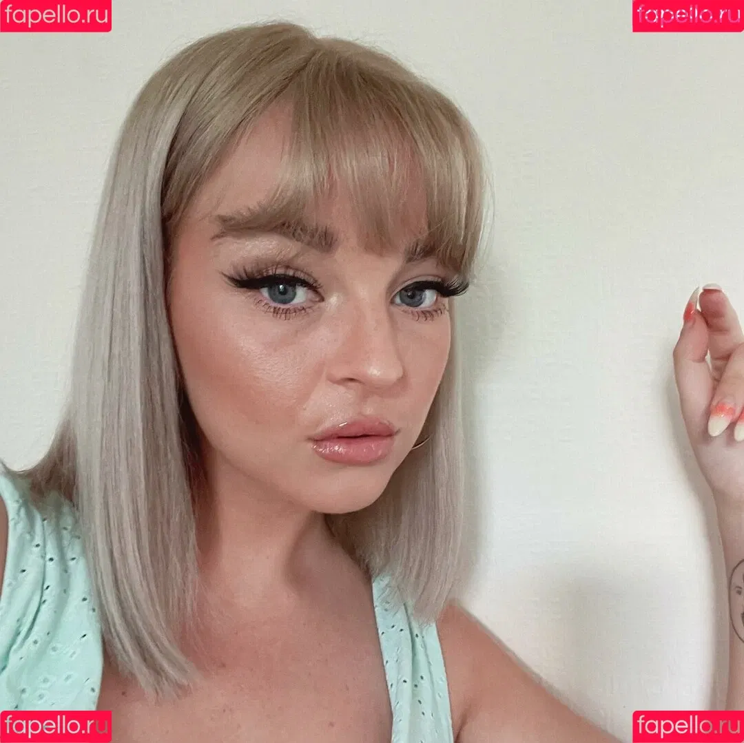 Emily Rose Perrin Onlyfans Photo Gallery 
