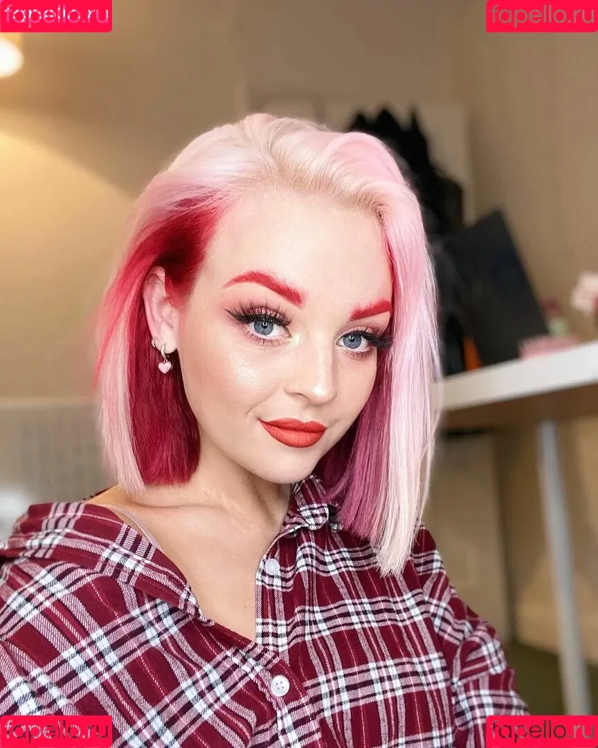 Emily Rose Perrin Onlyfans Photo Gallery 