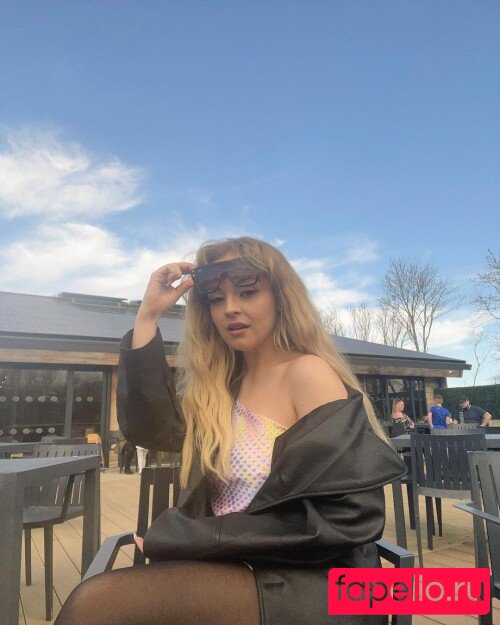 Emily Rose Perrin Nude Onlyfans Photo 44