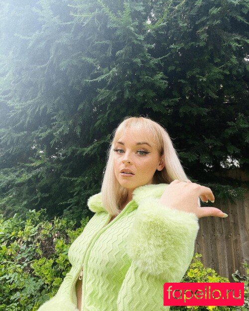 Emily Rose Perrin Nude Onlyfans Photo 23