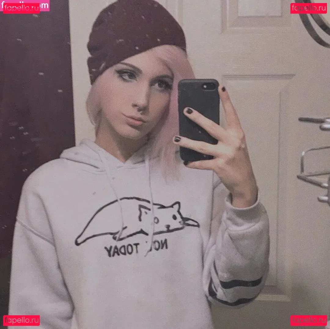 evie_angel Onlyfans Photo Gallery 