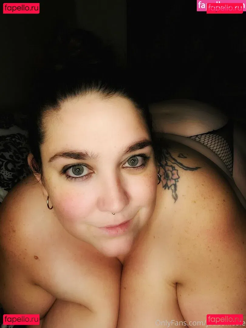 jade0nicole Onlyfans Photo Gallery 