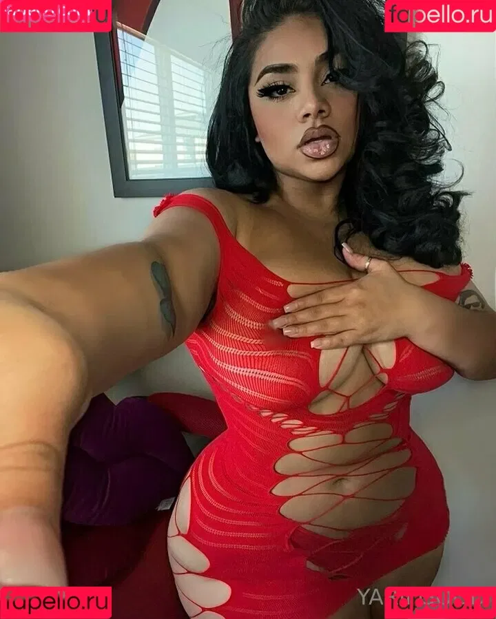Yardeni Velez Onlyfans Photo Gallery 