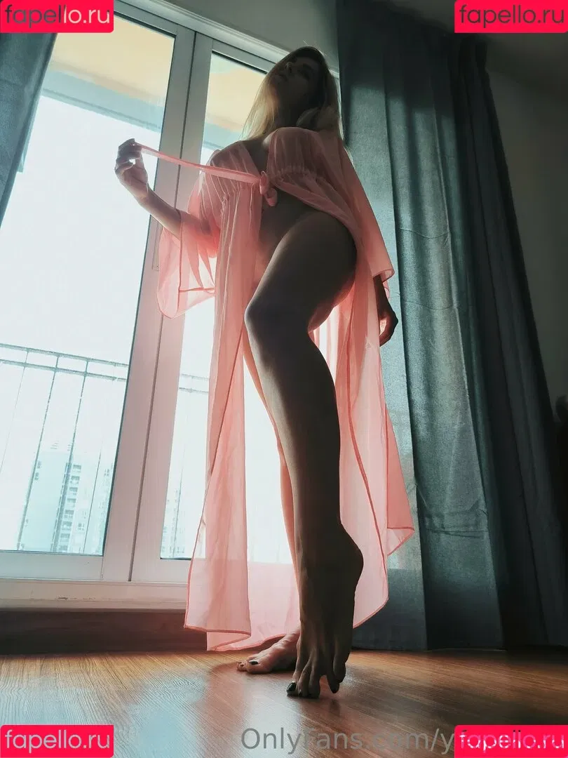 Yuna Kairi Cosplay Onlyfans Photo Gallery 