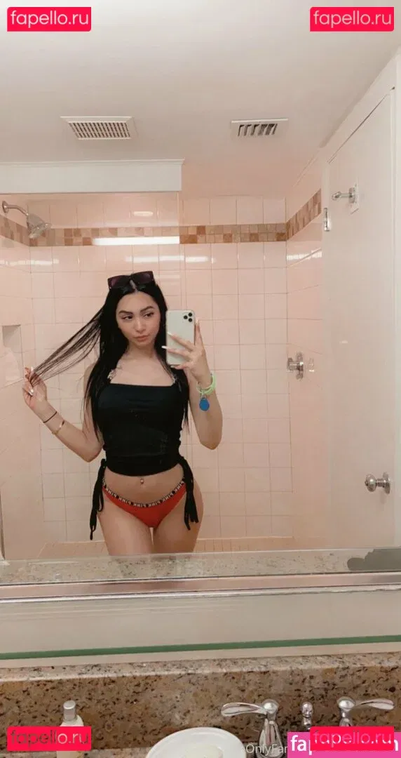 nicholeangel Onlyfans Photo Gallery 