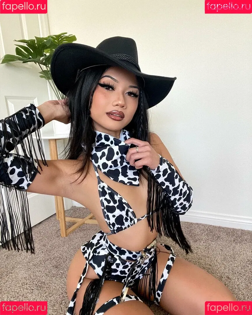 Nikkittran Onlyfans Photo Gallery 