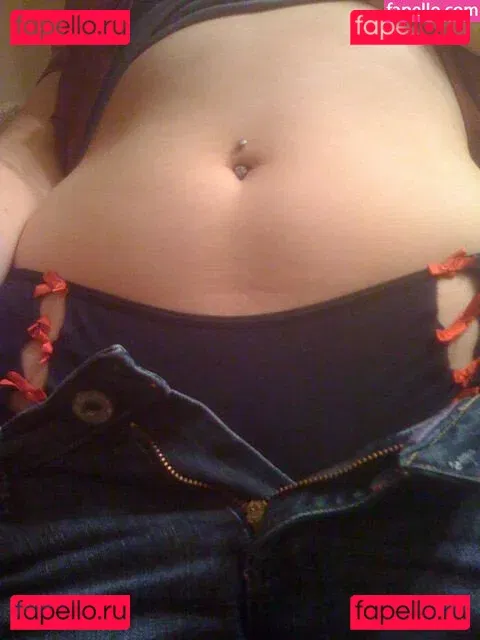 Nikkittran Onlyfans Photo Gallery 