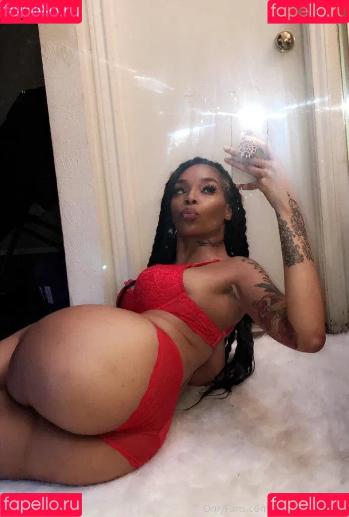 official_deafbae Onlyfans Photo Gallery 