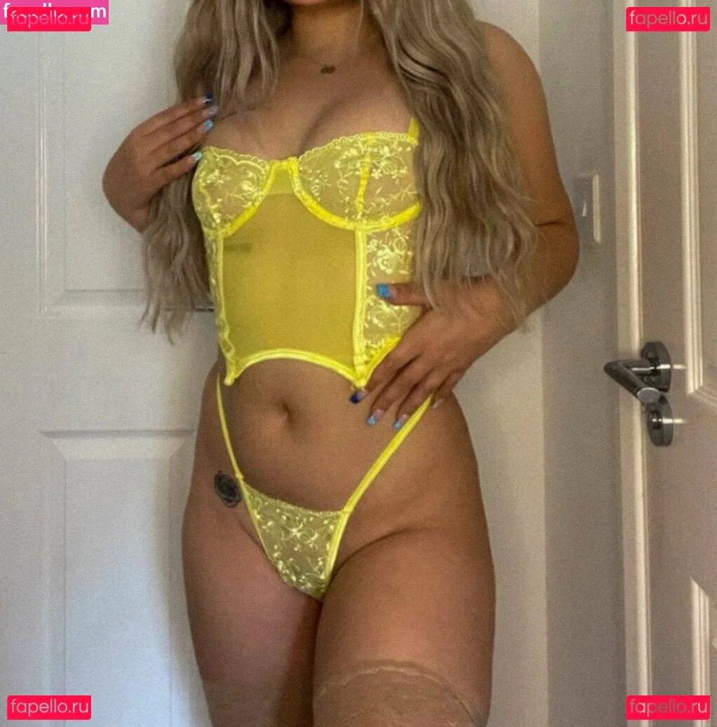 badbbyskyfree Onlyfans Photo Gallery 