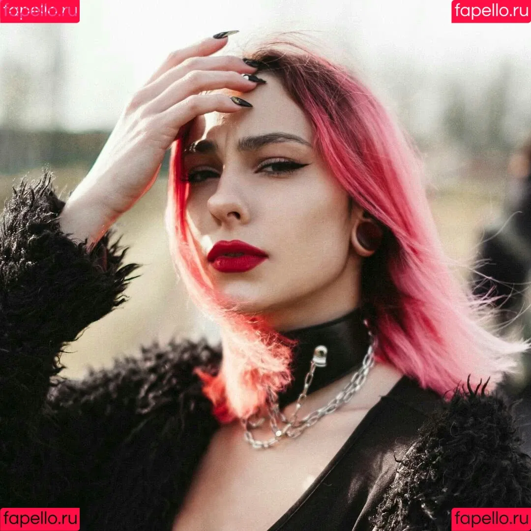 Kit Lilith Onlyfans Photo Gallery 