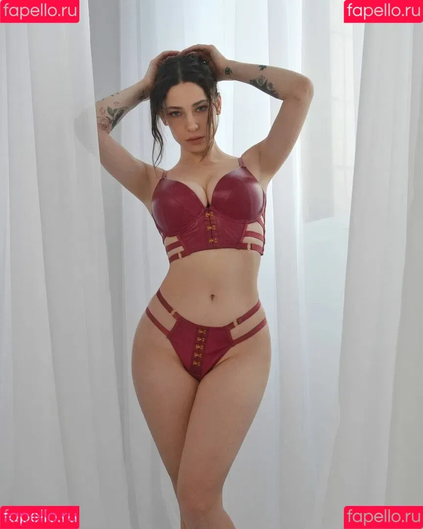 Kit Lilith Onlyfans Photo Gallery 