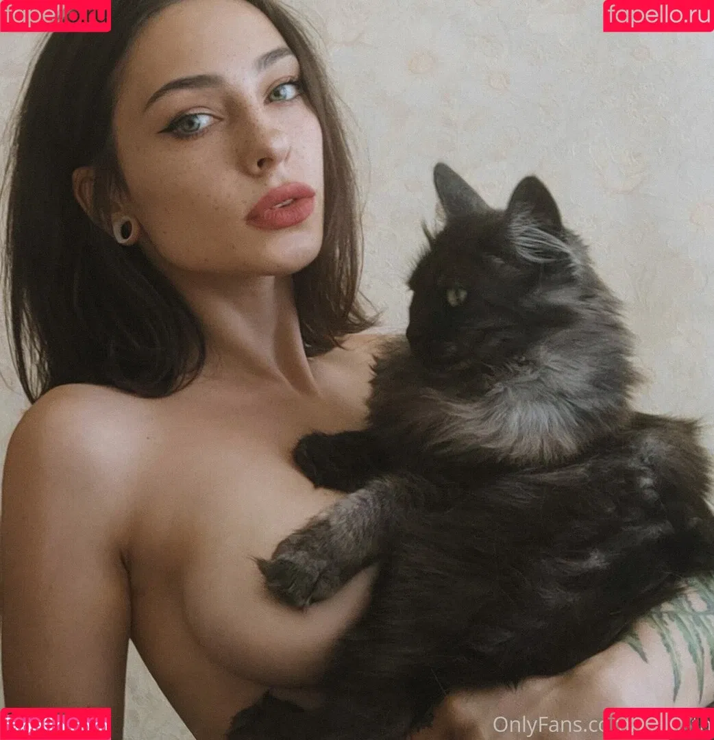 Kit Lilith Onlyfans Photo Gallery 