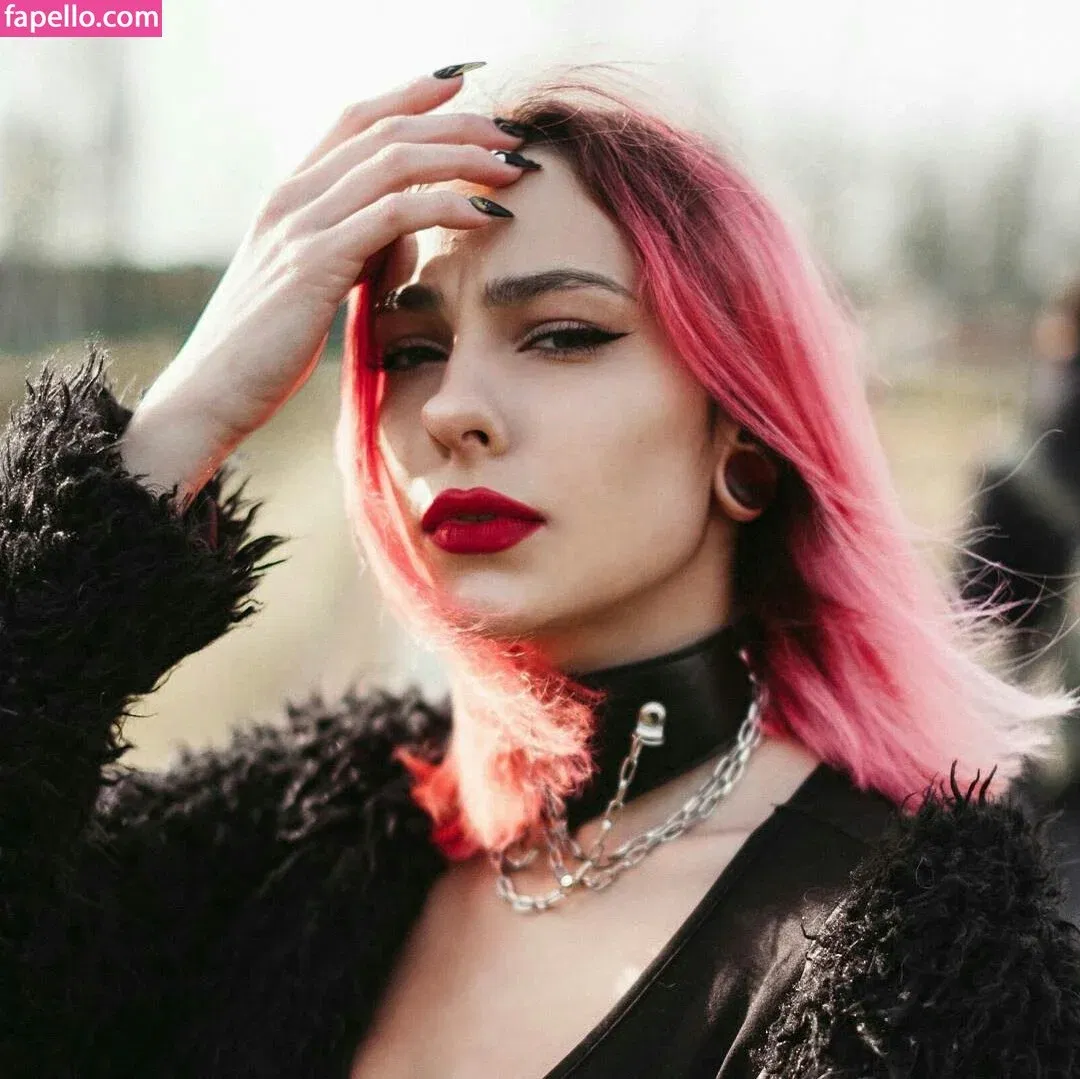 Kit Lilith Onlyfans Photo Gallery 