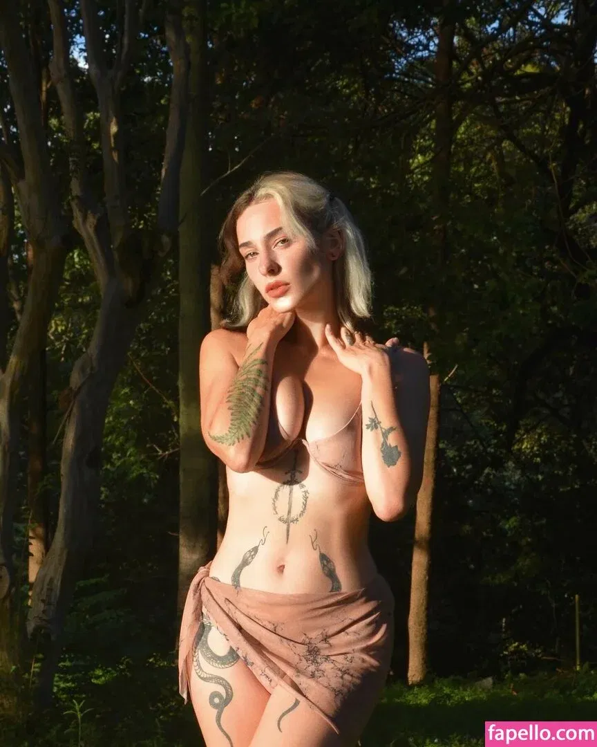 Kit Lilith Onlyfans Photo Gallery 