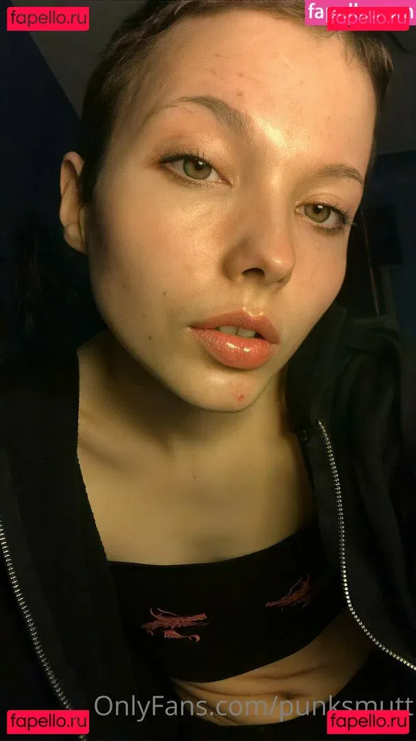 punksmutt Onlyfans Photo Gallery 