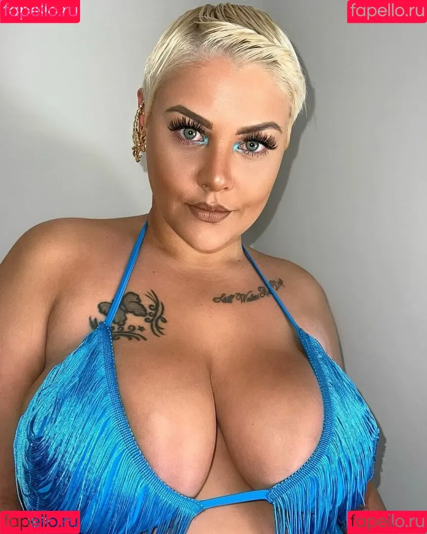 Peaches Onlyfans Photo Gallery 