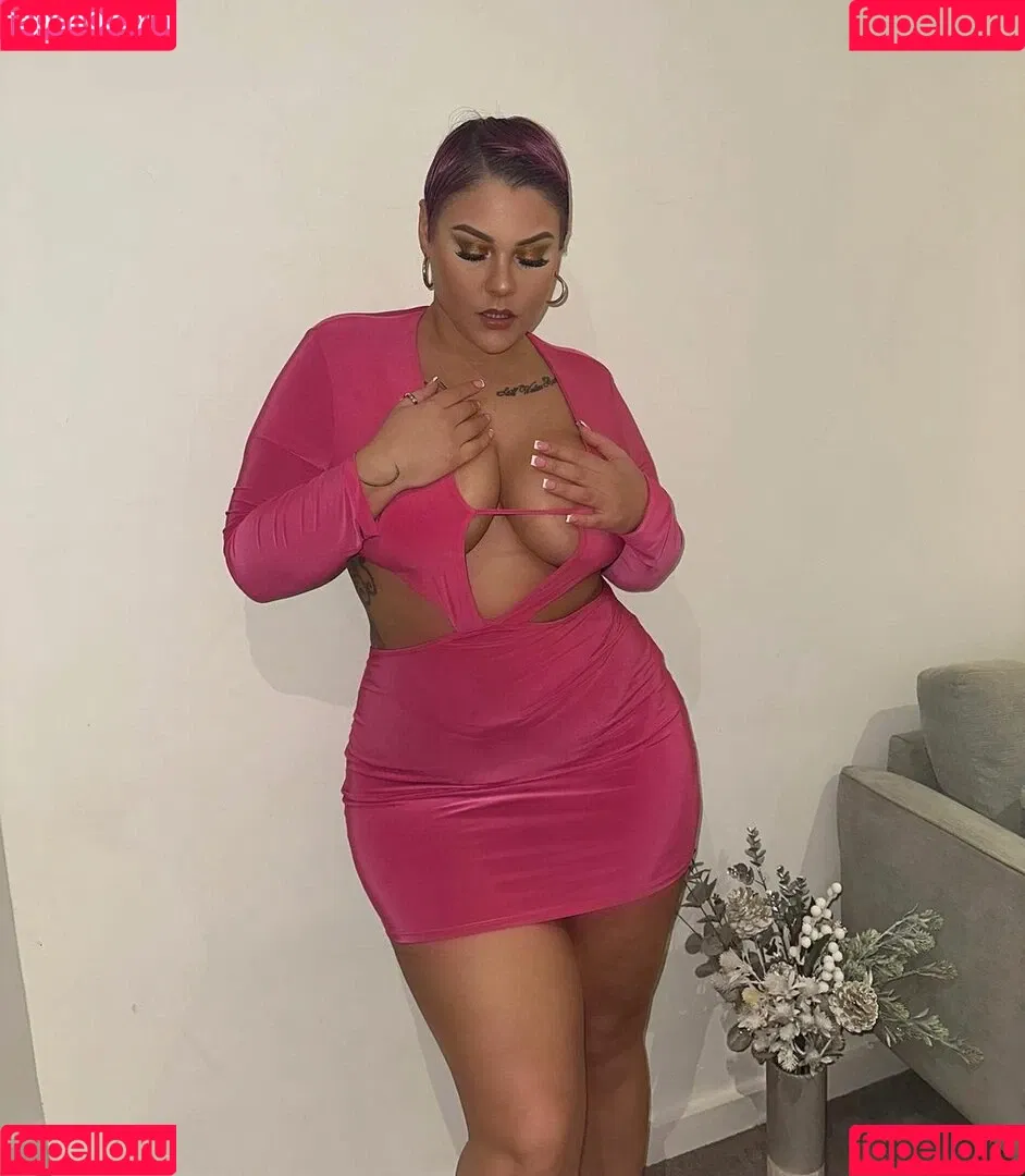 Peaches Onlyfans Photo Gallery 