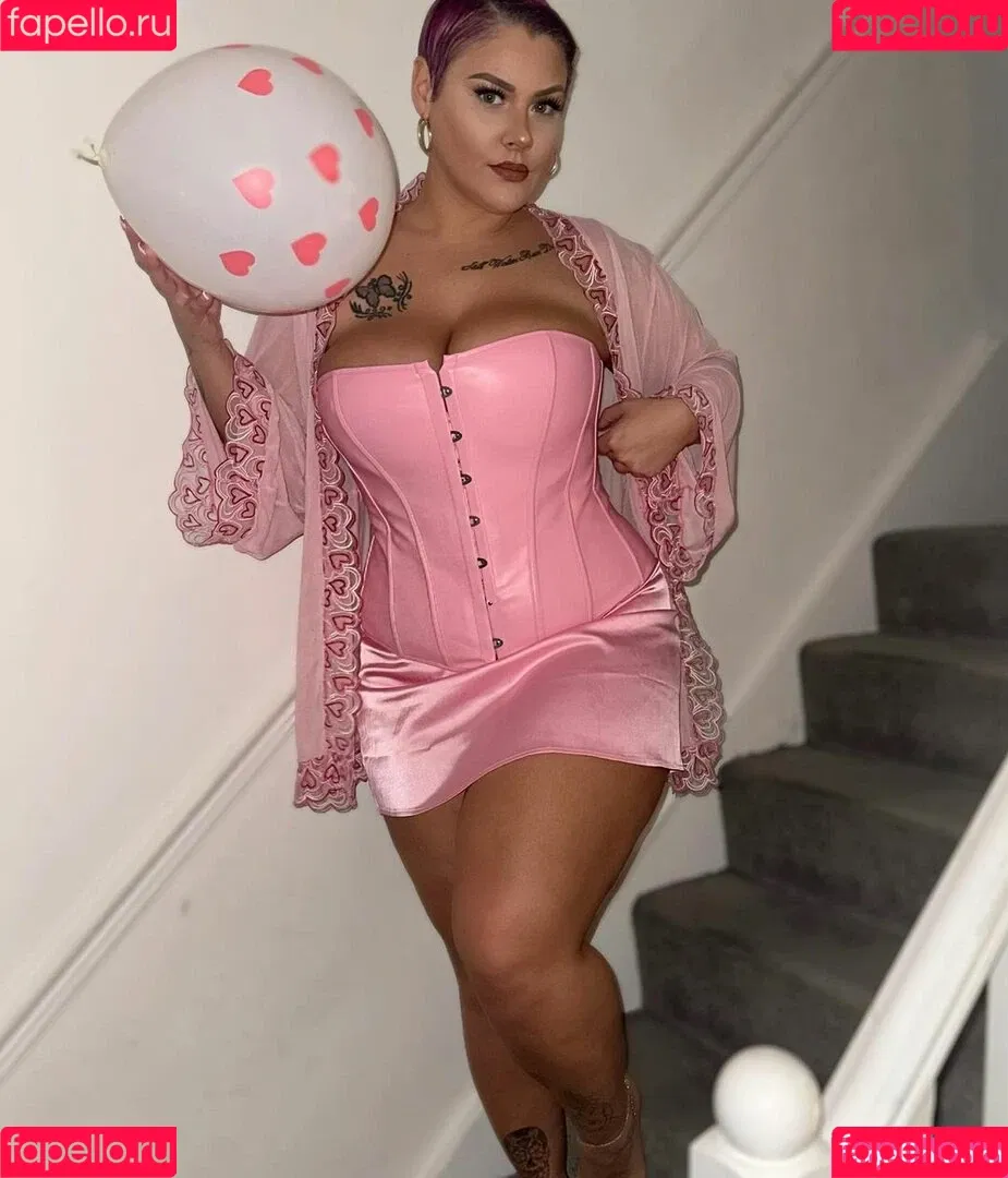 Peaches Onlyfans Photo Gallery 