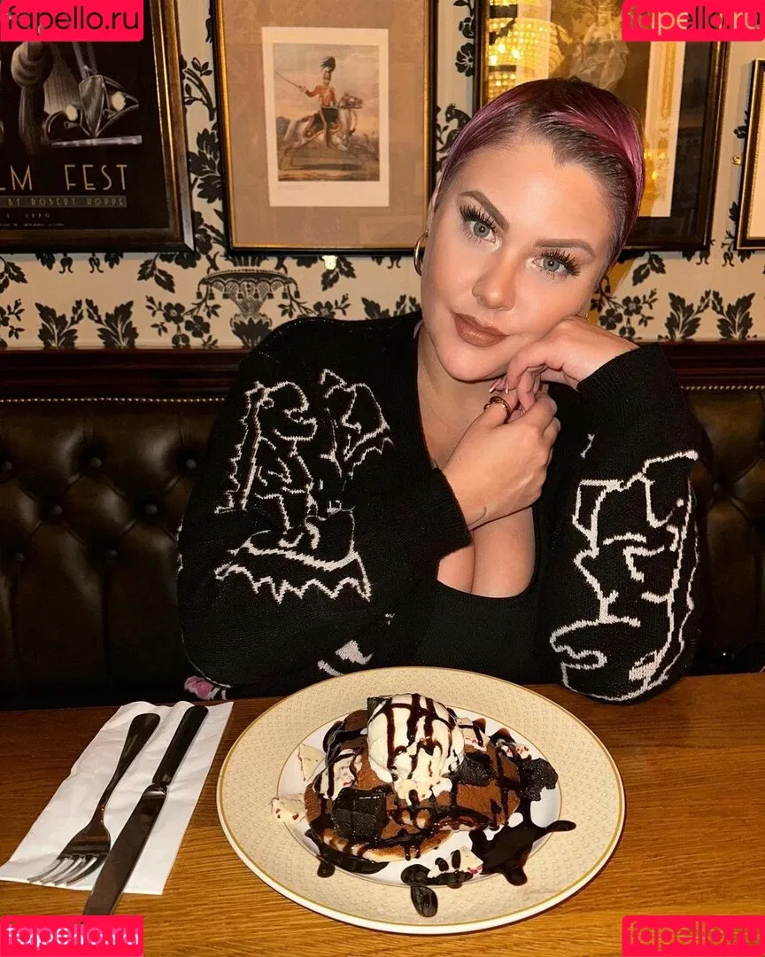 Peaches Onlyfans Photo Gallery 