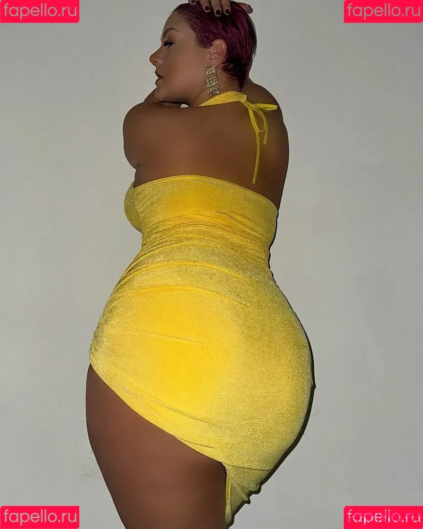 Peaches Onlyfans Photo Gallery 