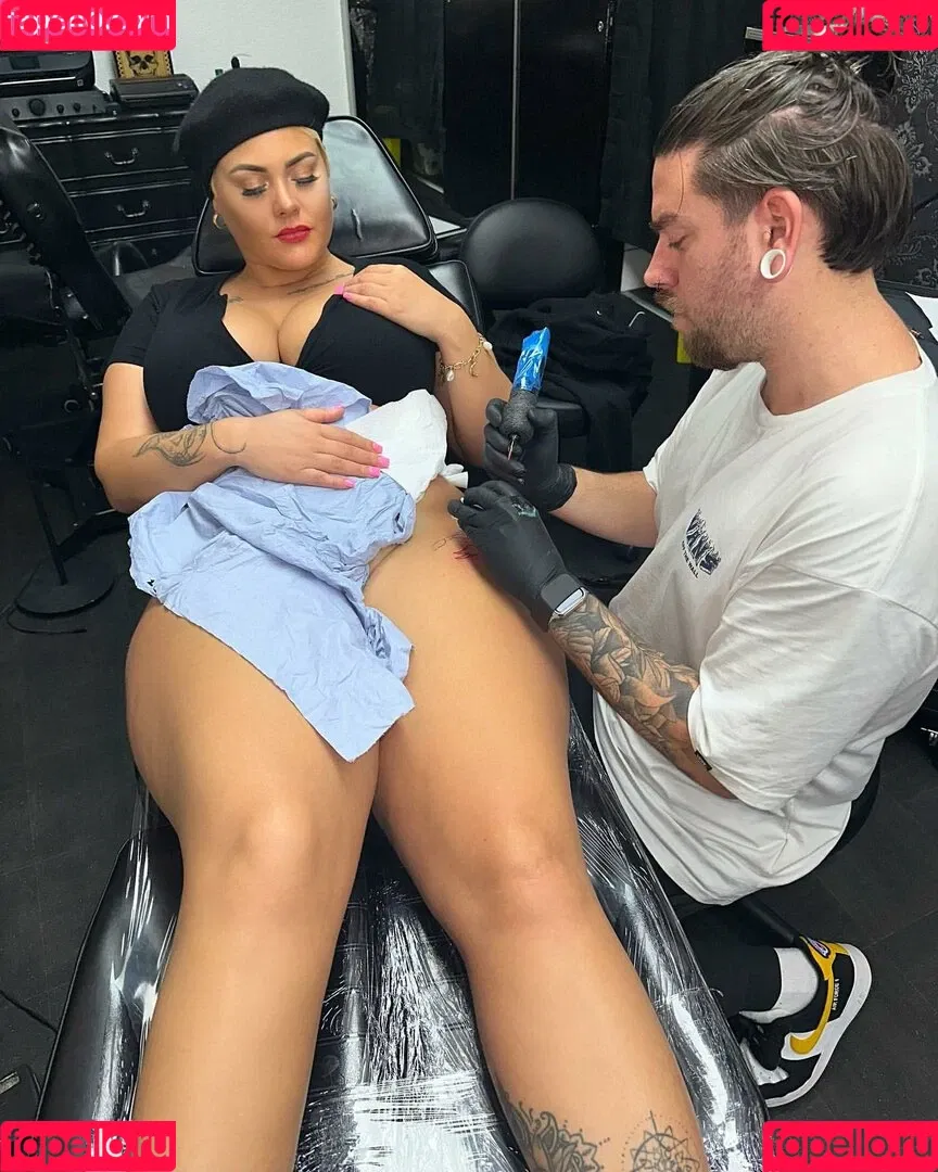 Peaches Onlyfans Photo Gallery 