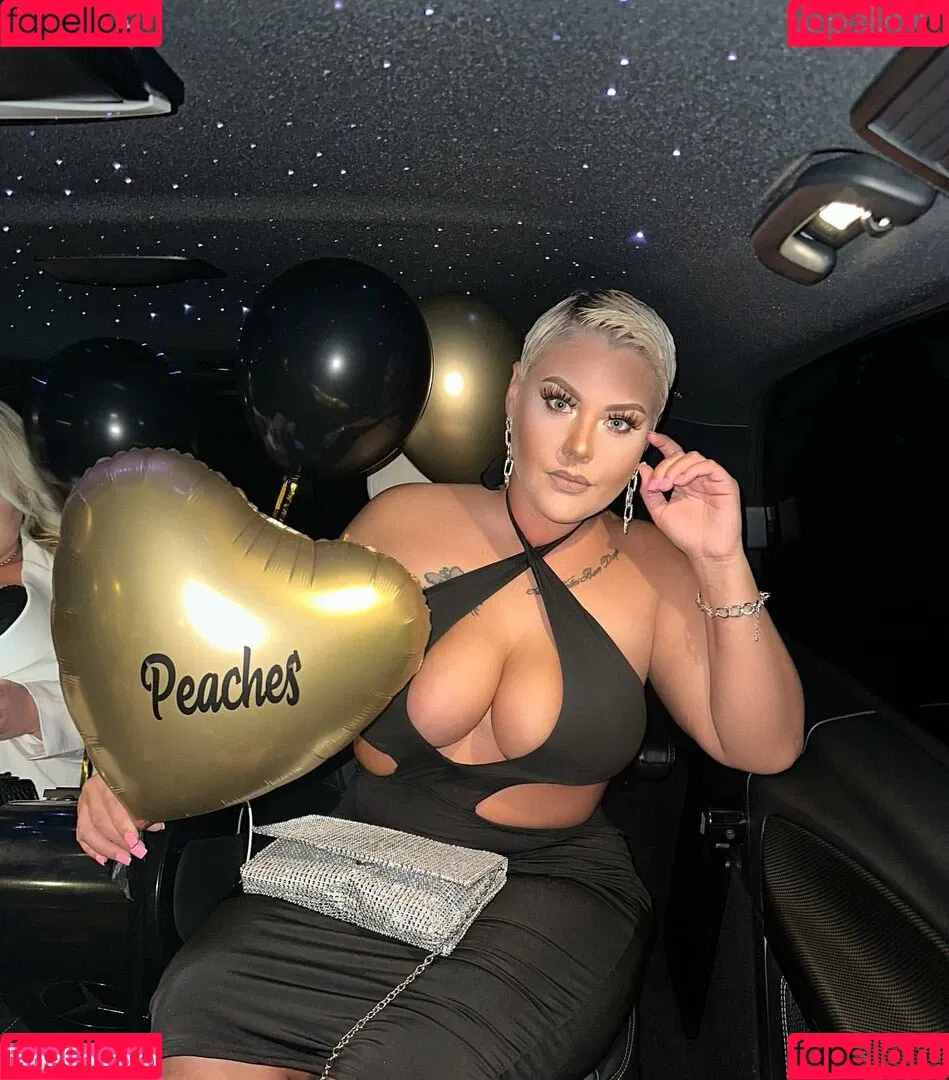 Peaches Onlyfans Photo Gallery 