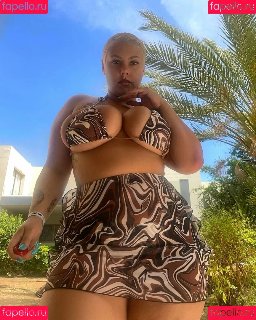 Peaches Onlyfans Photo Gallery 