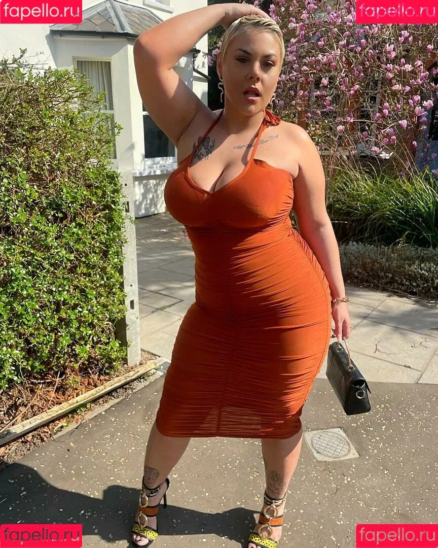 Peaches Onlyfans Photo Gallery 