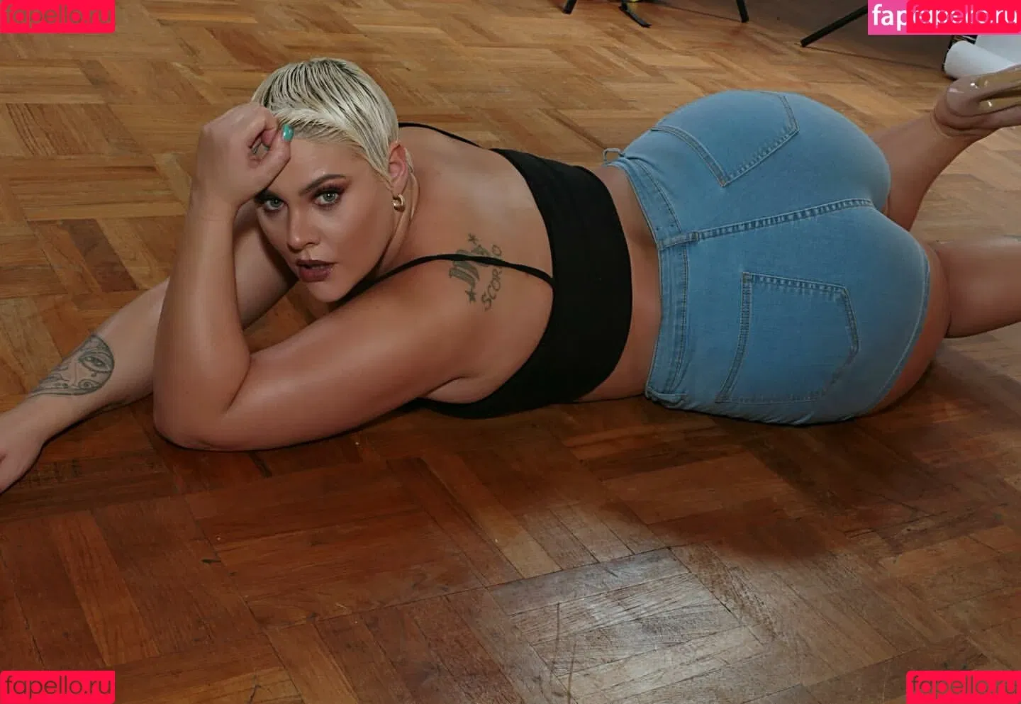 Peaches Onlyfans Photo Gallery 