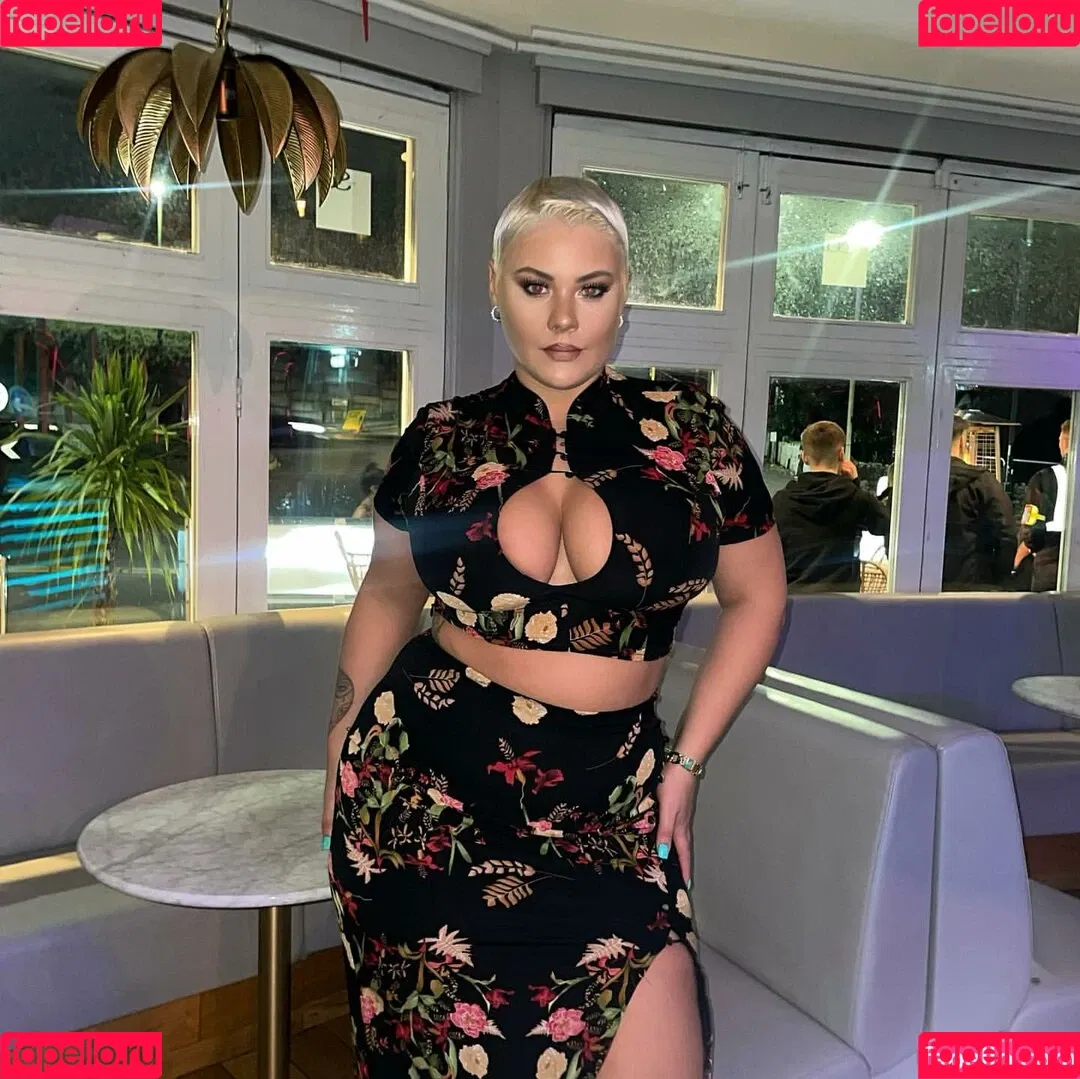 Peaches Onlyfans Photo Gallery 