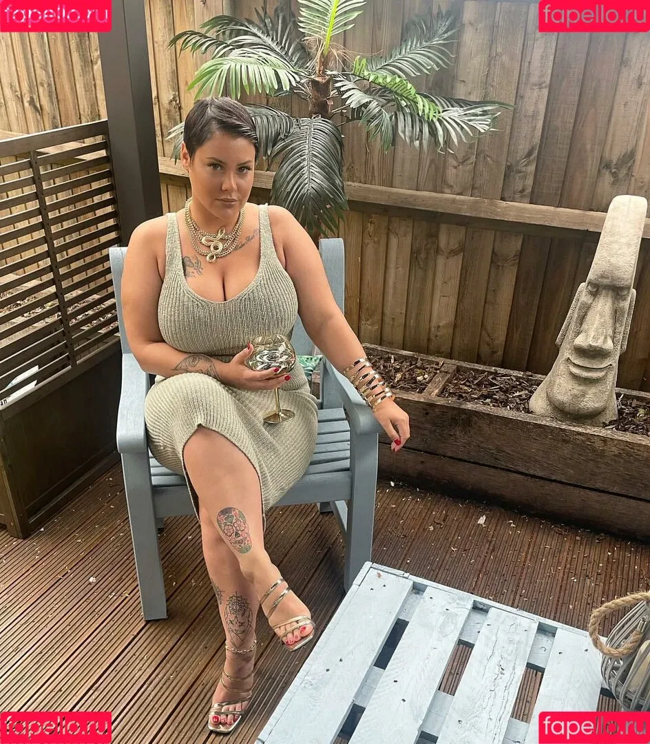 Peaches Onlyfans Photo Gallery 