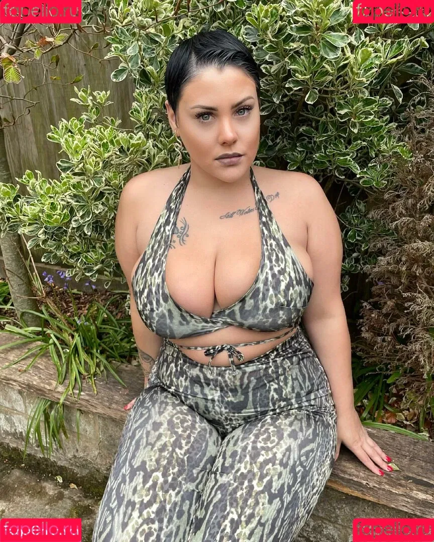 Peaches Onlyfans Photo Gallery 