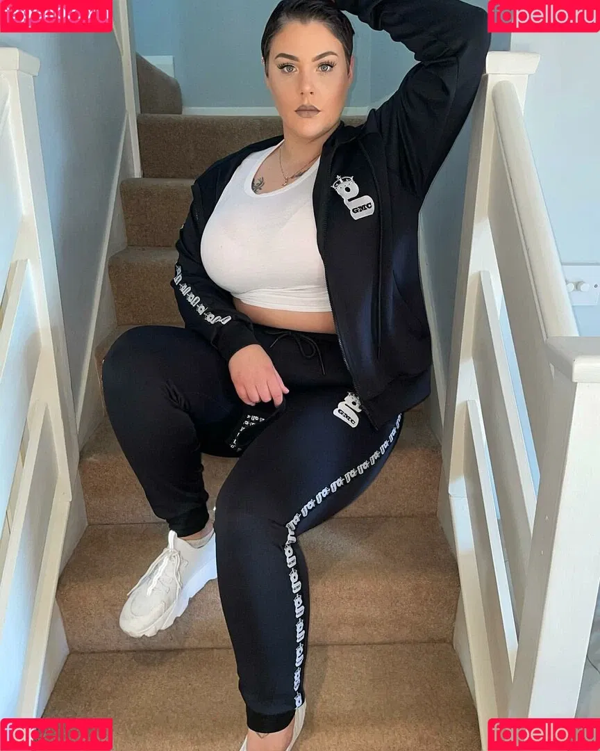 Peaches Onlyfans Photo Gallery 
