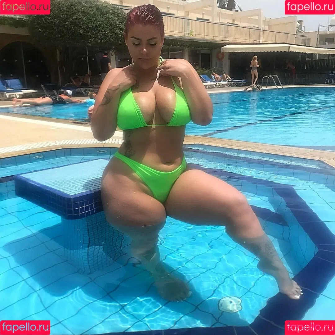Peaches Onlyfans Photo Gallery 