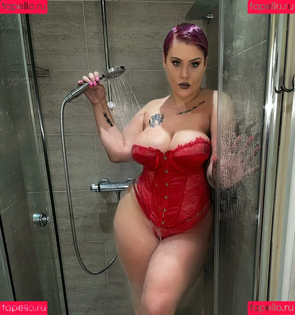 Peaches Onlyfans Photo Gallery 