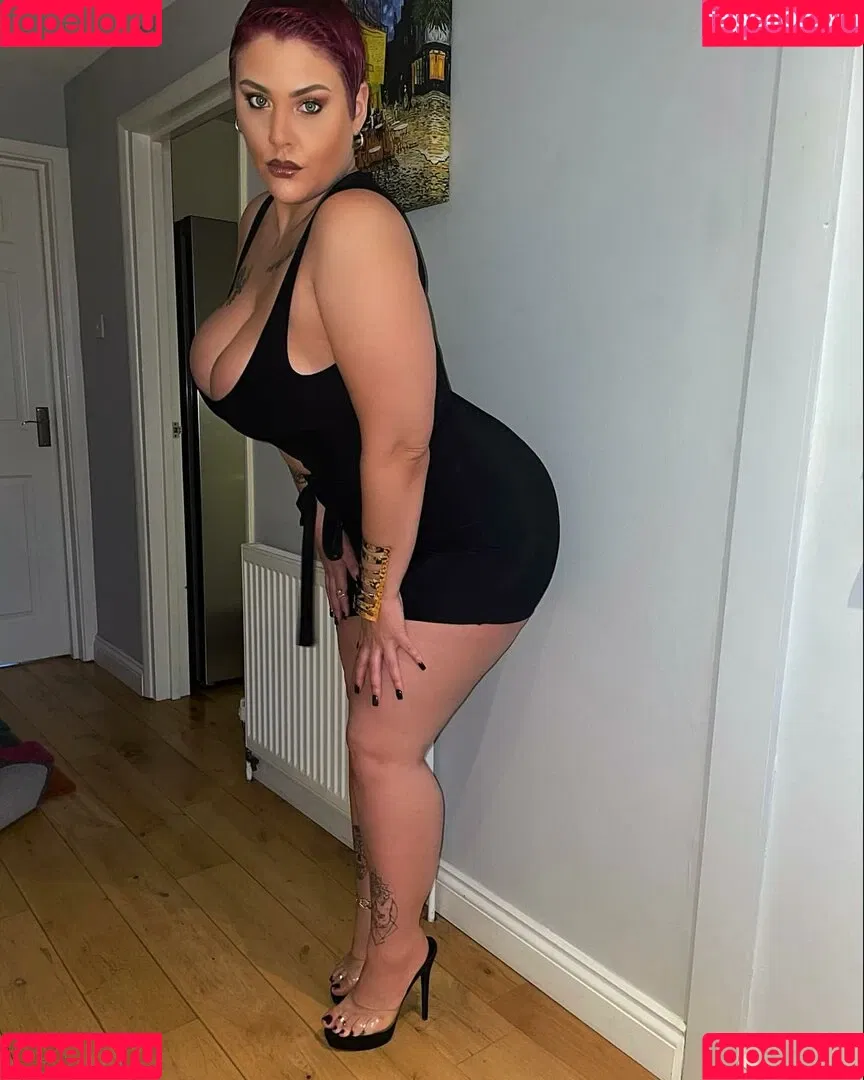 Peaches Onlyfans Photo Gallery 
