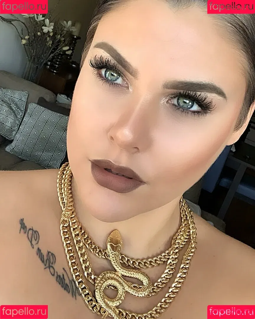 Peaches Onlyfans Photo Gallery 