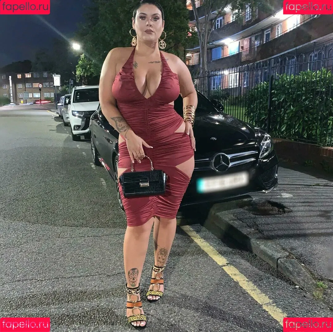 Peaches Onlyfans Photo Gallery 