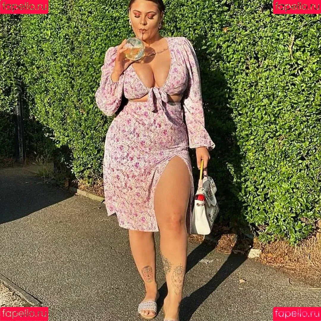 Peaches Onlyfans Photo Gallery 