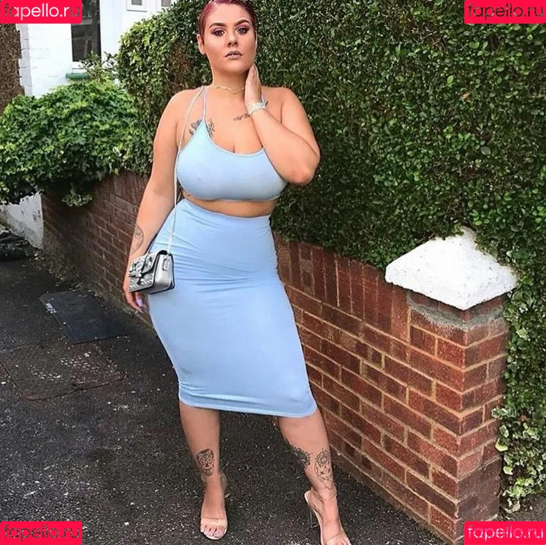 Peaches Onlyfans Photo Gallery 