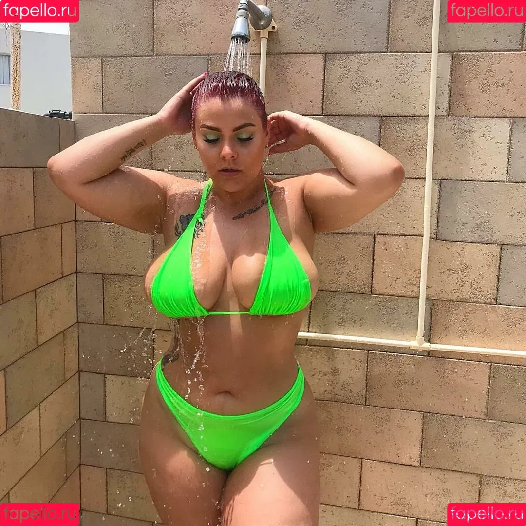 Peaches Onlyfans Photo Gallery 