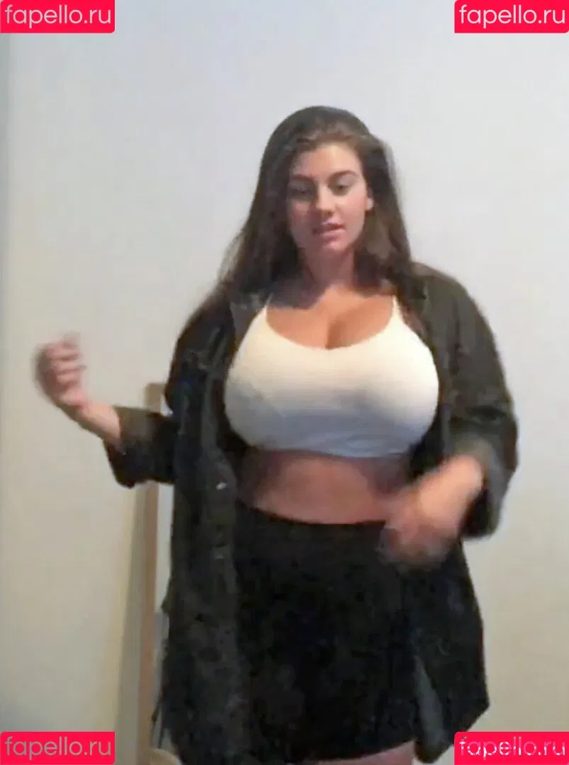 Tiana H Onlyfans Photo Gallery 