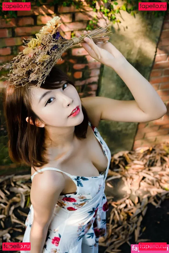 Zoeso Onlyfans Photo Gallery 