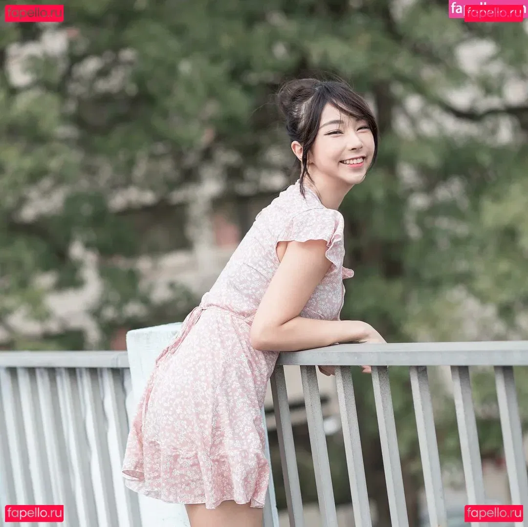 Zoeso Onlyfans Photo Gallery 