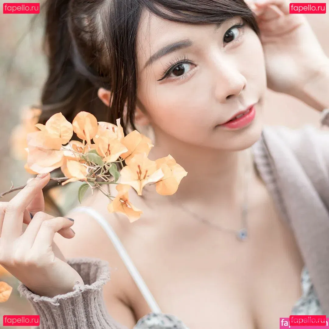 Zoeso Onlyfans Photo Gallery 