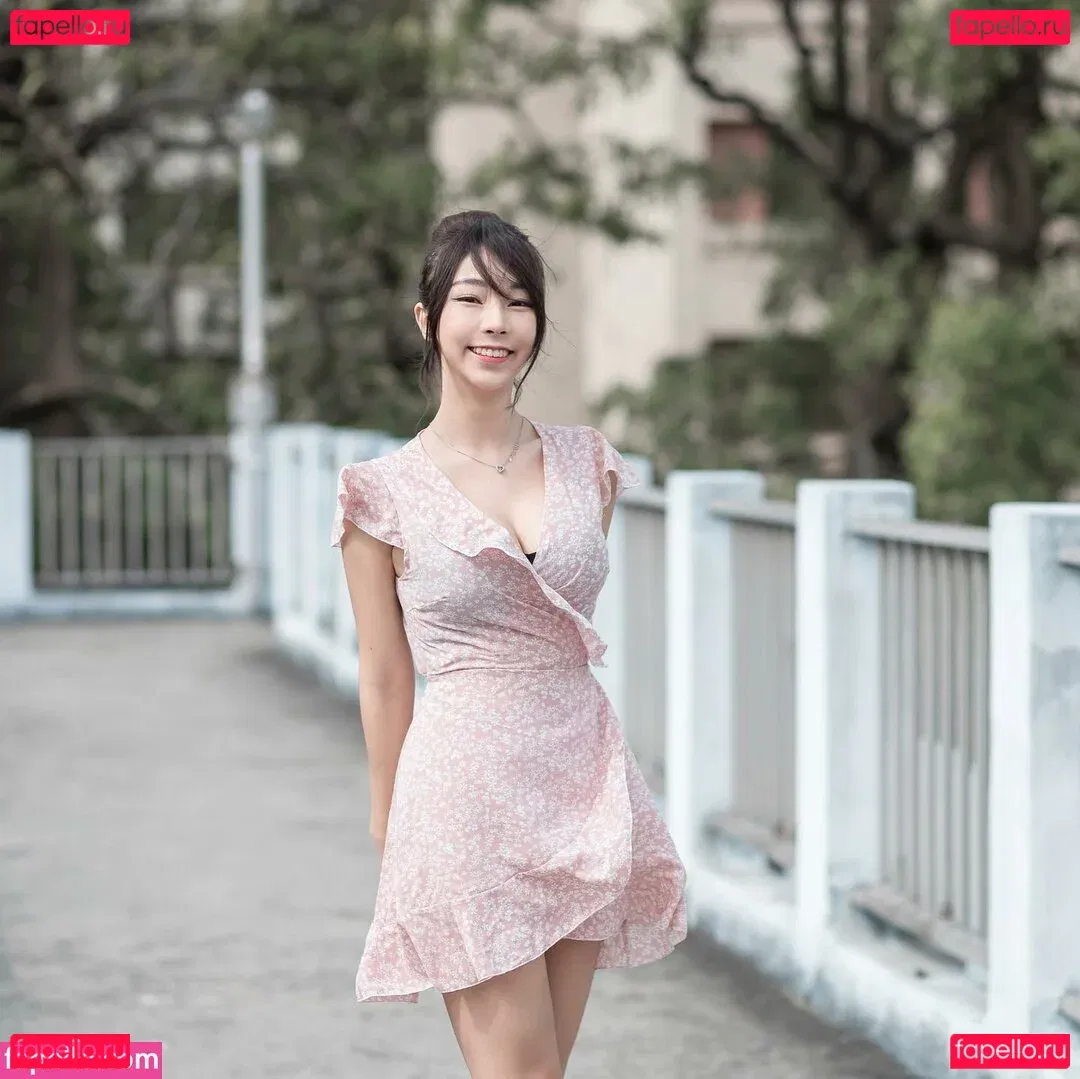 Zoeso Onlyfans Photo Gallery 