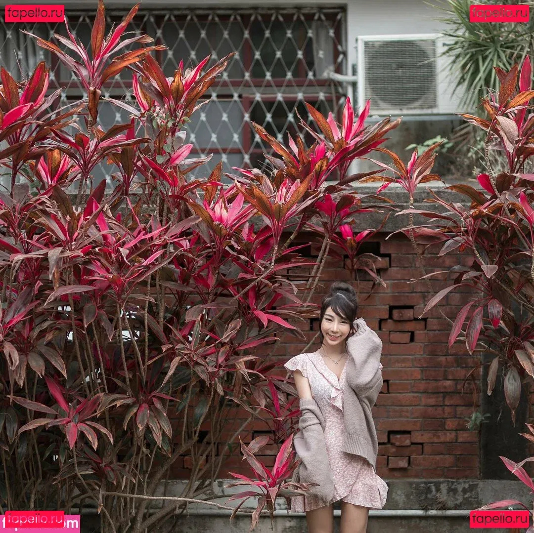 Zoeso Onlyfans Photo Gallery 